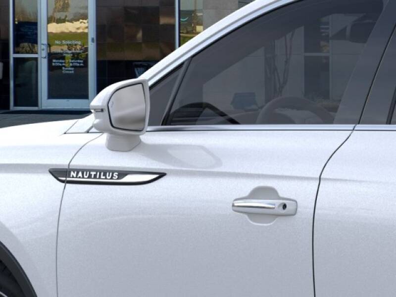 2020 Lincoln Nautilus Reserve (image 20)