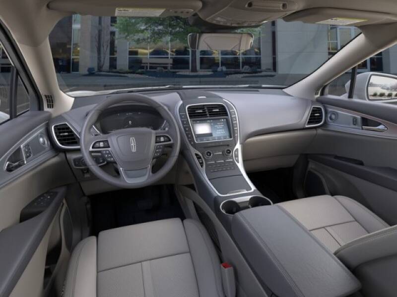 2020 Lincoln Nautilus Reserve (image 9)