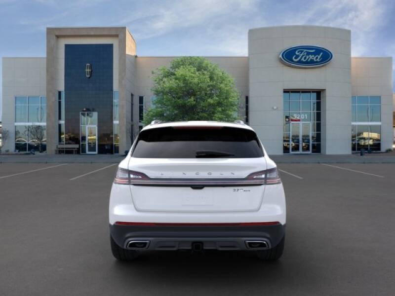 2020 Lincoln Nautilus Reserve (image 5)