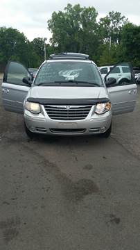 2006 Chrysler Town and Country for sale at A&Q Auto Sales & Repair in Westland MI