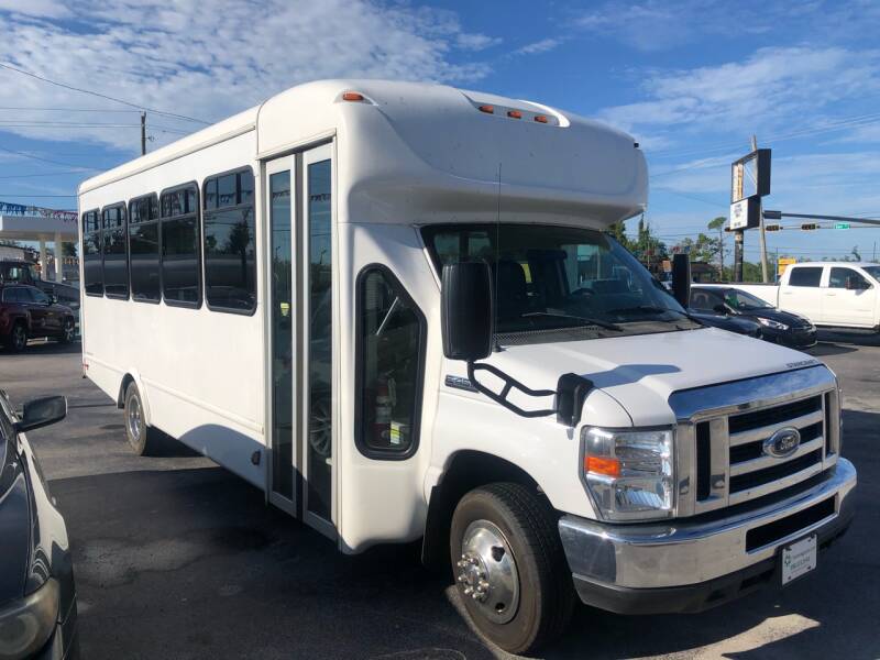 2017 Ford E-Series Chassis E-450 SD 2dr Commercial/Cutaway/Chassis 138 ...