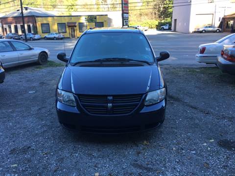 2005 Dodge Grand Caravan for sale at Compact Cars of Pittsburgh in Pittsburgh PA