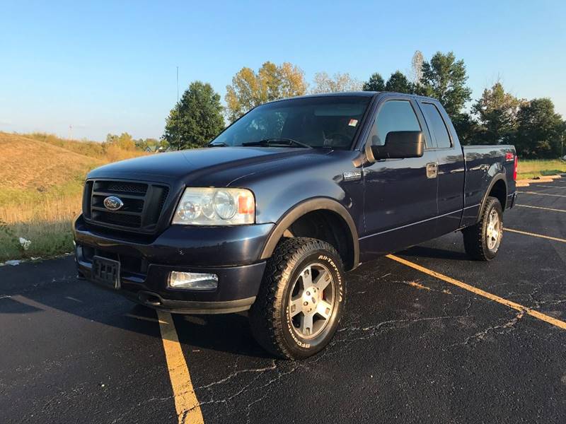 2004 Ford F-150 for sale at Vitt Auto in Pacific MO