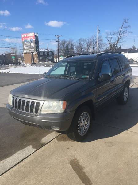2003 Jeep Grand Cherokee for sale at PREOWNED CAR STORE in Bunker Hill WV