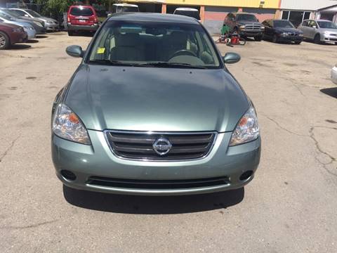 2002 Nissan Altima for sale at RABI AUTO SALES LLC in Garden City ID