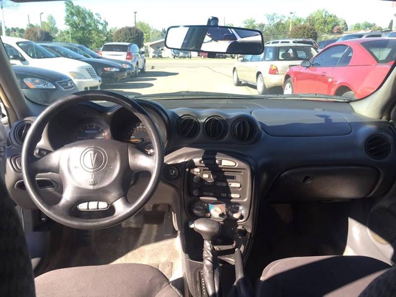 2004 Pontiac Grand Am SE1 (image 11)