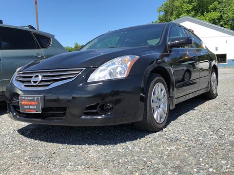 2010 Nissan Altima for sale at GENE'S AUTO SALES in Selbyville DE