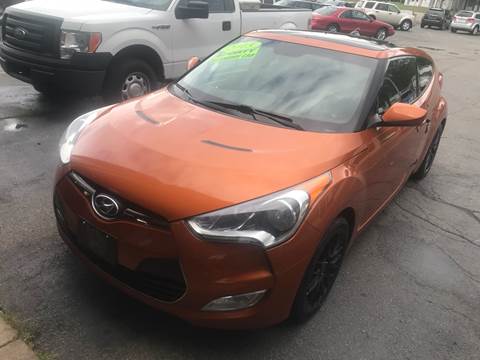 2013 Hyundai Veloster for sale at KarMart Michigan City in Michigan City IN