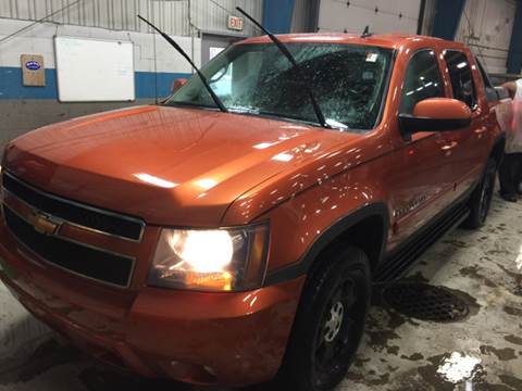 2007 Chevrolet Avalanche for sale at KarMart Michigan City in Michigan City IN