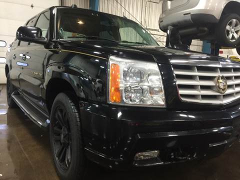 2005 Cadillac Escalade EXT for sale at KarMart Michigan City in Michigan City IN