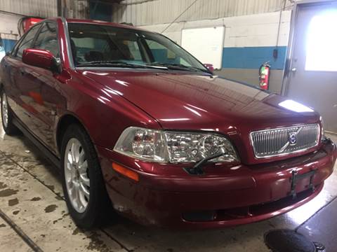 2004 Volvo S40 for sale at KarMart Michigan City in Michigan City IN