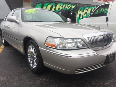 2008 Lincoln Town Car for sale at KarMart Michigan City in Michigan City IN