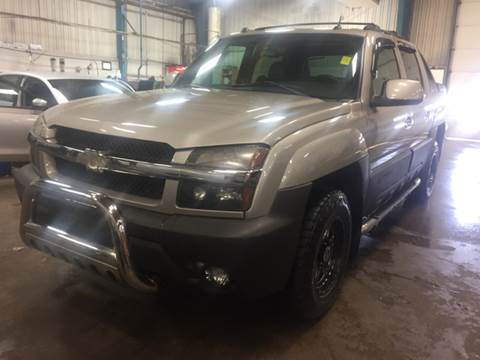 2004 Chevrolet Avalanche for sale at KarMart Michigan City in Michigan City IN