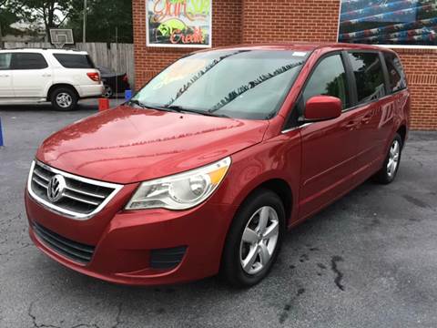 2009 Volkswagen Routan for sale at AMERICAN AUTO SALES LLC in Austell GA