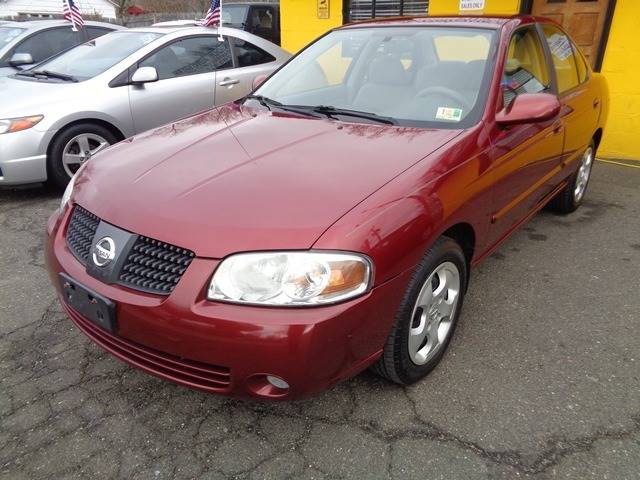 2005 Nissan Sentra for sale at Unique Auto Sales in Marshall VA