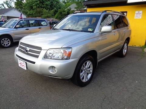 2006 Toyota Highlander Hybrid for sale at Unique Auto Sales in Marshall VA