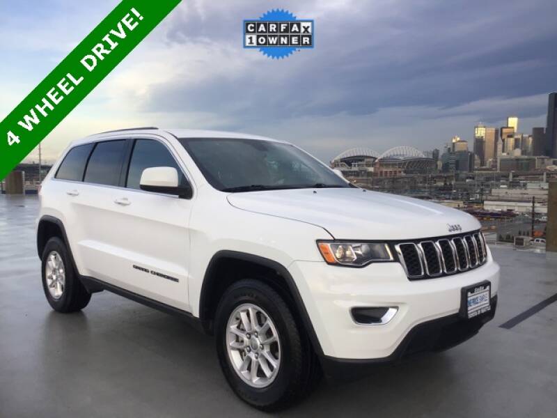 2018 Jeep Grand Cherokee Laredo (image 1)