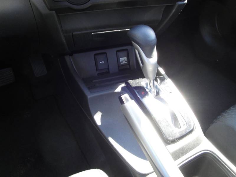 2015 Honda Civic LX (image 21)