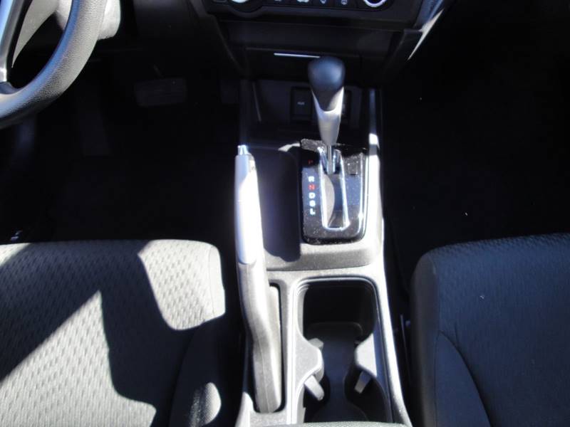 2015 Honda Civic LX (image 23)