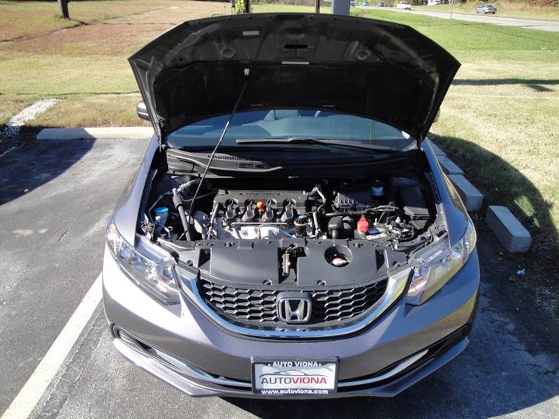2015 Honda Civic LX (image 32)