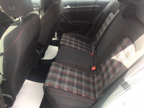 2017 Volkswagen Golf GTI S