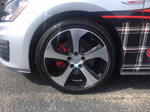 2017 Volkswagen Golf GTI S