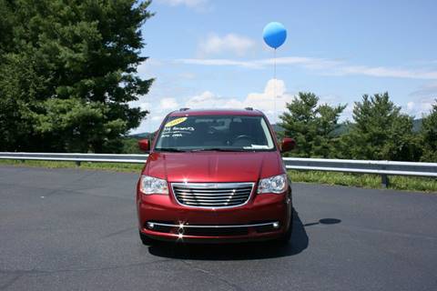 2016 Chrysler Town and Country Touring