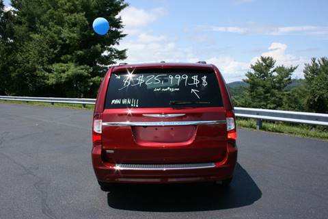 2016 Chrysler Town and Country Touring