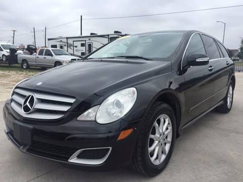 2006 Mercedes-Benz R-Class for sale at LUCKOR AUTO in San Antonio TX