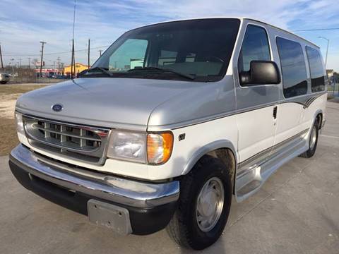 2000 Ford E-150 for sale at LUCKOR AUTO in San Antonio TX