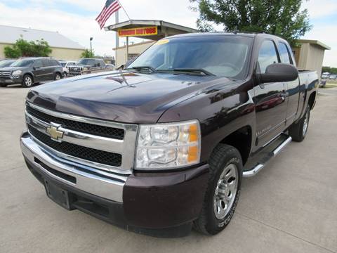 2009 Chevrolet Silverado 1500 for sale at LUCKOR AUTO in San Antonio TX