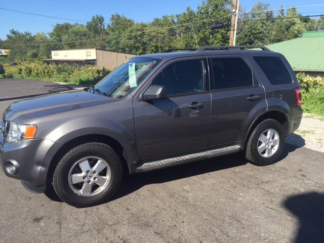 2012 Ford Escape for sale at Auto Credit Connection LLC in Uniontown PA