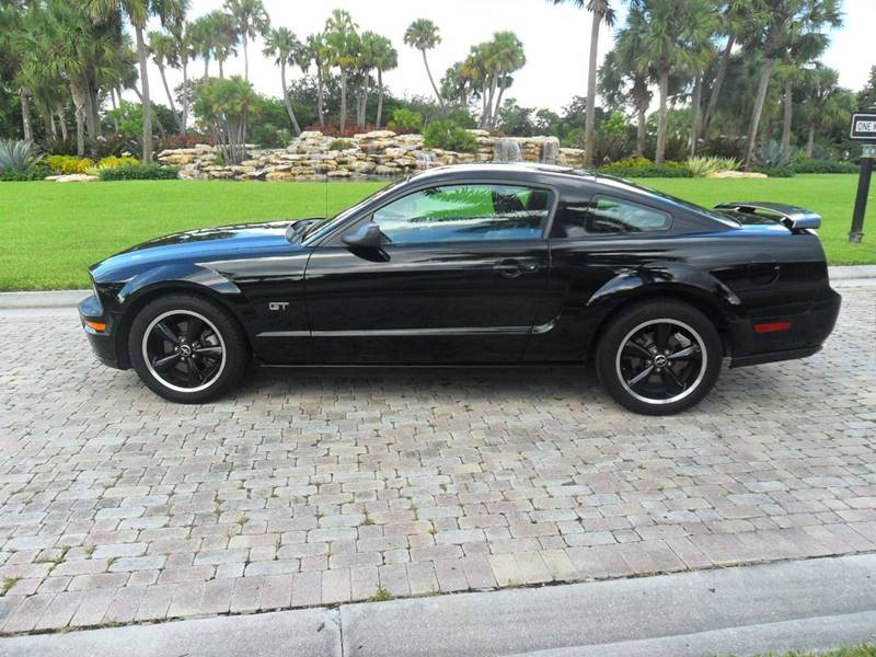 2007 Ford Mustang for sale at AUTO HOUSE FLORIDA in Pompano Beach FL