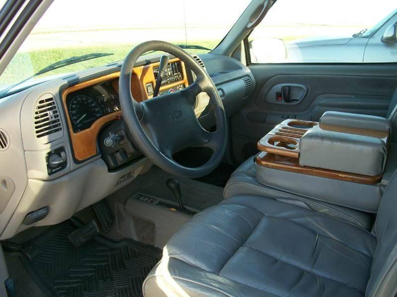 1995 Chevrolet C K 2500 Series 2dr K2500 Silverado 4wd