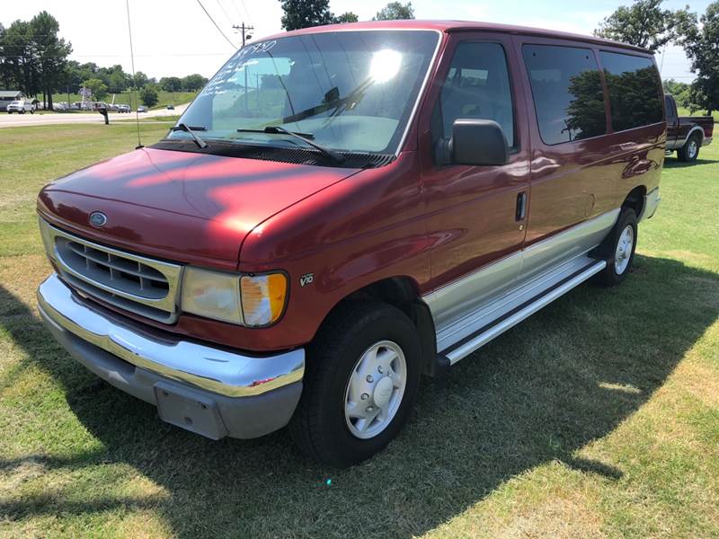 1999 Ford E-350 for sale at Champion Motorcars in Springdale AR