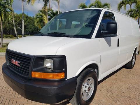 2005 GMC Savana Cargo for sale at VAN TRUCK CENTER in Miami FL