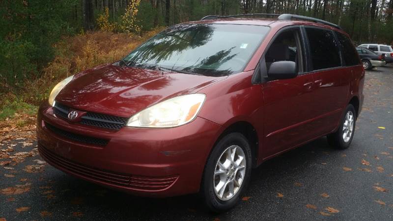 2004 Toyota Sienna for sale at Auto City Inc. in Providence RI