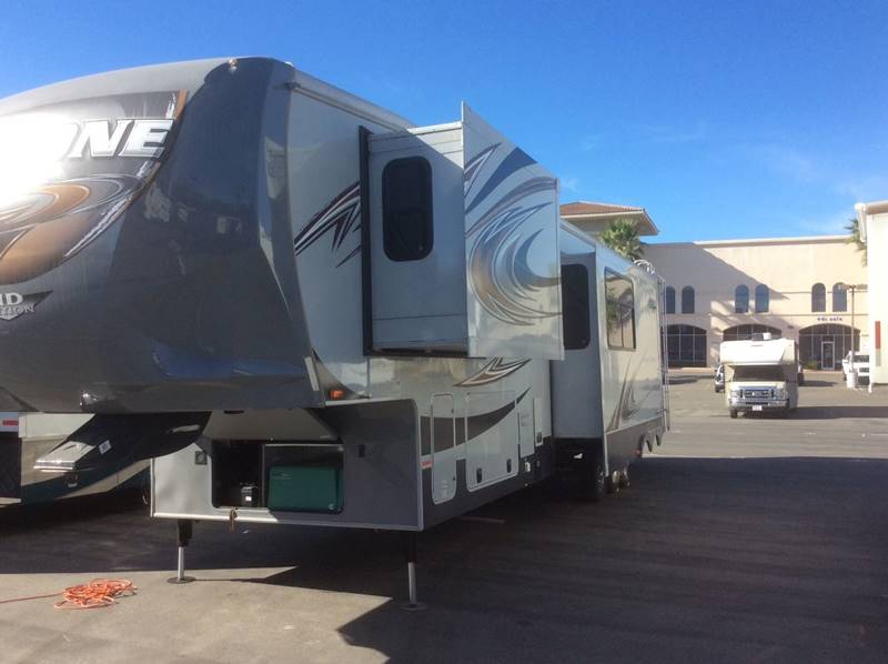 2013 Heartland Cyclone 4000 Elite for sale at Rancho Santa Margarita RV in Rancho Santa Margarita CA