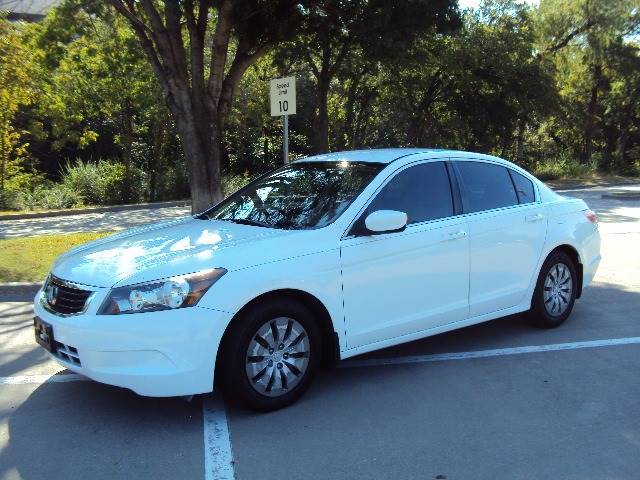 2009 Honda Accord for sale at ACH AutoHaus in Dallas TX