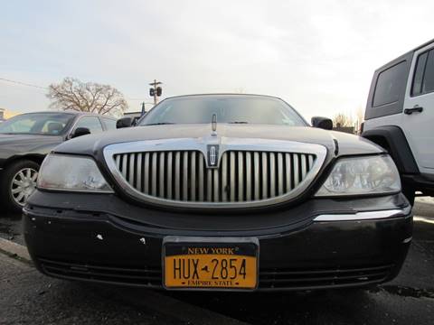 2007 Lincoln Town Car for sale at CarNation AUTOBUYERS Inc. in Rockville Centre NY