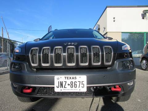 2014 Jeep Cherokee for sale at CarNation AUTOBUYERS Inc. in Rockville Centre NY