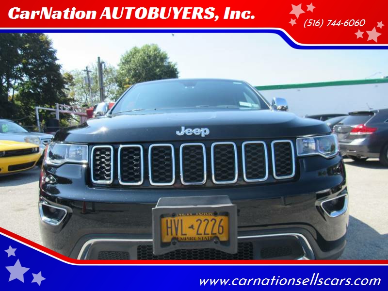 2017 Jeep Grand Cherokee for sale at CarNation AUTOBUYERS Inc. in Rockville Centre NY