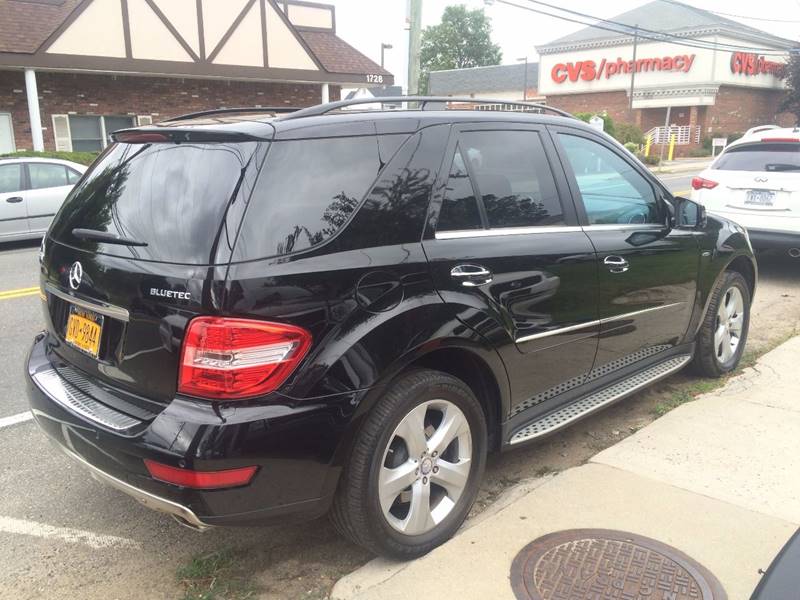 2011 Mercedes Benz M Class Ml350 Bluetec Awd 4matic 4dr Suv