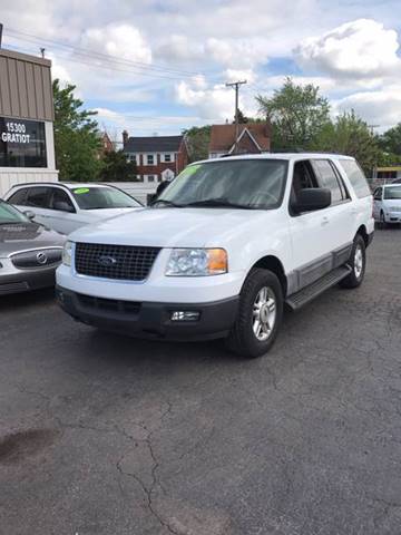 2004 Ford Expedition for sale at Bi-Rite Auto Sales in Clinton Township MI