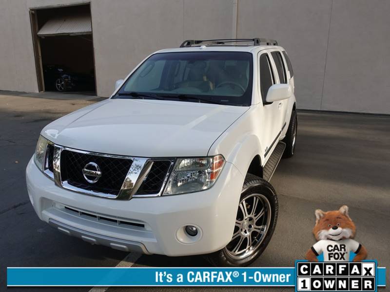 2011 Nissan Pathfinder for sale at ASAL AUTOSPORTS in Corona CA