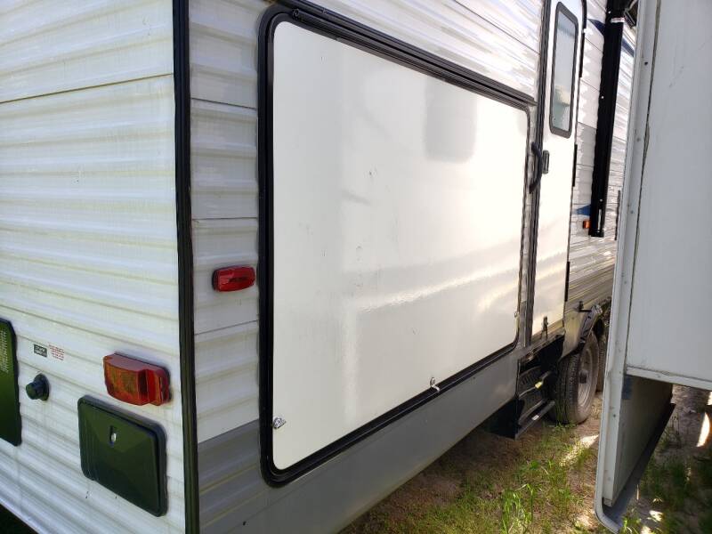 2019 Gulf Stream Trailmaster 323TBR (image 6)