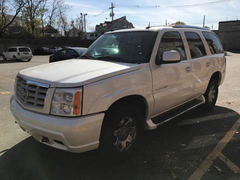 2005 Cadillac Escalade for sale at Legacy Auto Sales in Peabody MA