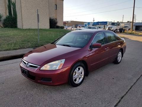 2006 Honda Accord for sale at DFW Autohaus in Dallas TX