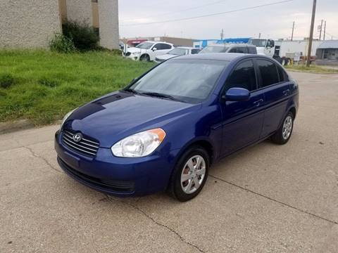 2010 Hyundai Accent for sale at DFW Autohaus in Dallas TX