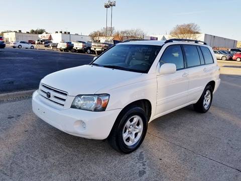 2004 Toyota Highlander for sale at DFW Autohaus in Dallas TX